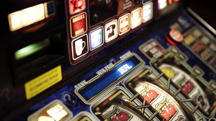 esqueleto explosivo casino uk